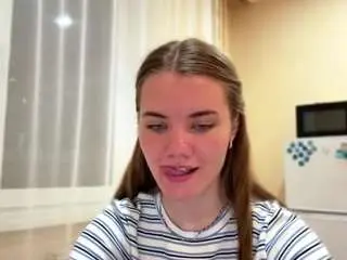 Corinnedieffenbach  live sex cam