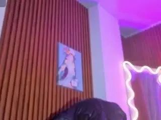 Penelope-tay  live sex cam