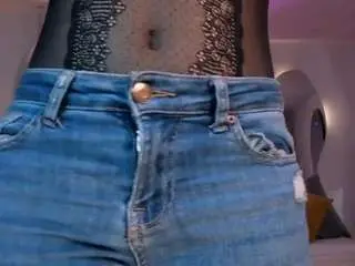 Valeriavelvet  live sex cam