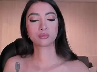 Valeriavelvet  live sex cam