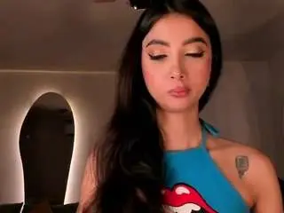 Valeriavelvet  live sex cam