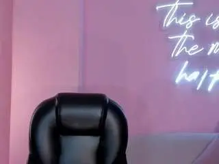 Valeriavelvet  live sex cam