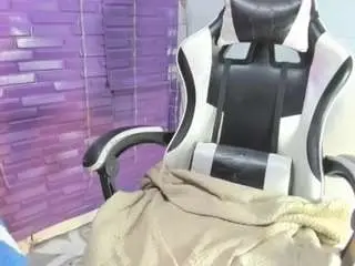 Daianalutzrx  live sex cam