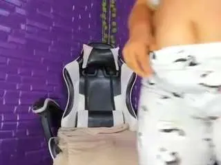 Daianalutzrx  live sex cam