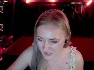 Dramaquenn  live sex cam