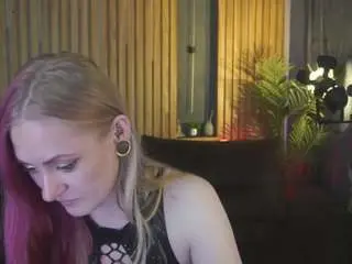 Dramaquenn  live sex cam