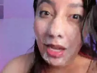 Gabymiller22  live sex cam