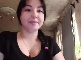 Kristansuwannakintho  live sex cam