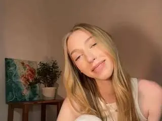Laraethurrell  live sex cam