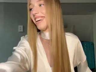 Laraethurrell  live sex cam
