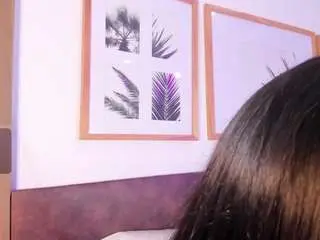 Luisa-boobs  live sex cam