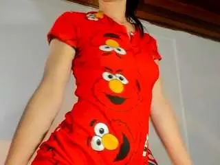 Amykolbold33  live sex cam