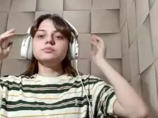 Carolyneccleston  live sex cam