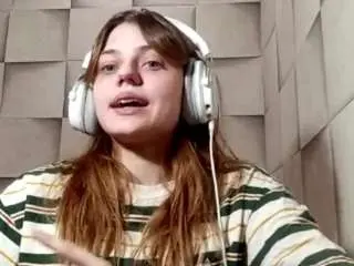 Carolyneccleston  live sex cam