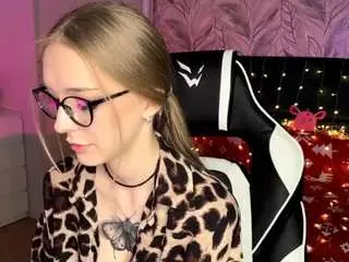 Daniaoetzel  live sex cam