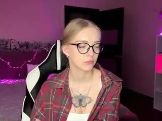 Daniaoetzel  live sex cam