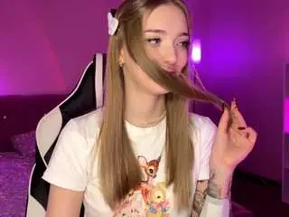 Daniaoetzel  live sex cam