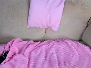Burnthewitch  live sex cam