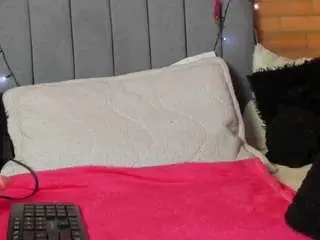 Emma-belley  live sex cam