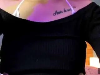 Emma-belley  live sex cam