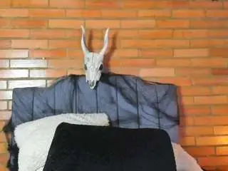 Emma-belley  live sex cam