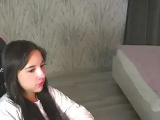 Robbynunzueta  live sex cam
