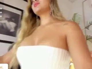 Brianaa-hot  live sex cam