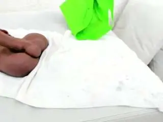 Aliicee-green  live sex cam