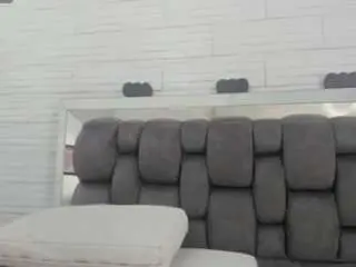 Aliicee-green  live sex cam