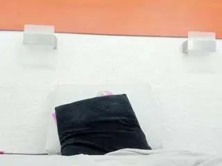 Aliicee-green  live sex cam