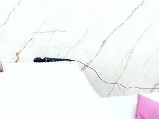Aliicee-green  live sex cam