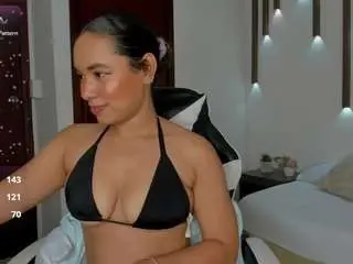 Angie-leonn  live sex cam