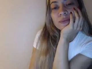 Cristiina  live sex cam