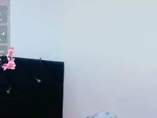 Kinkyhousewifee  live sex cam