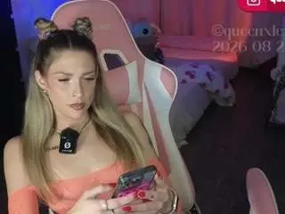 Queenxlexy  live sex cam