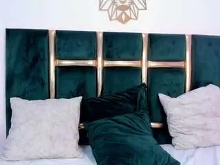 Tiffanyhoustton  live sex cam