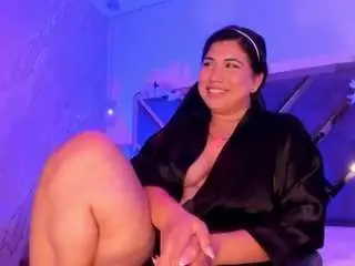 Bbwcloe  live sex cam