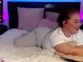 Crystalcream  live sex cam