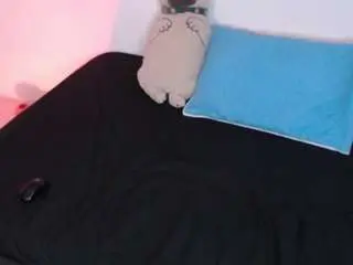 Demonic-mind777  live sex cam