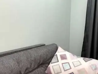 Roselinereemer  live sex cam