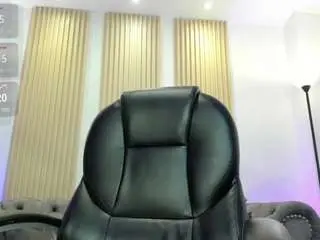 Shary-leon  live sex cam