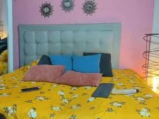 Valentina-skinnyy  live sex cam