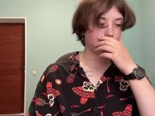 Adrienemartire  live sex cam