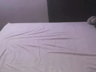 Candyceholt  live sex cam