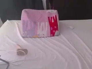 Candyceholt  live sex cam