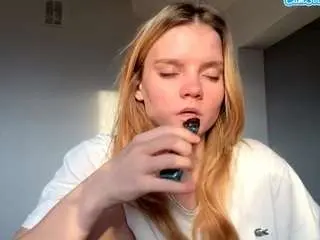 Dominiquecarino  live sex cam