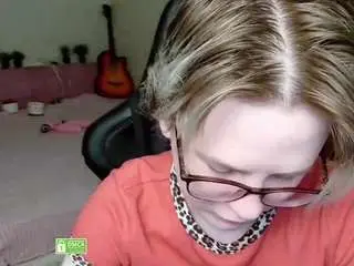 Gretta-mrr  live sex cam