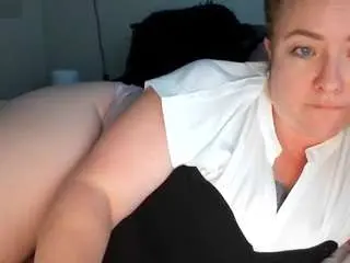 Julimonroe  live sex cam