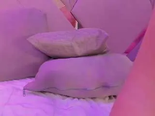 Khloecutee  live sex cam