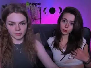 Kitniss-dreamy  live sex cam